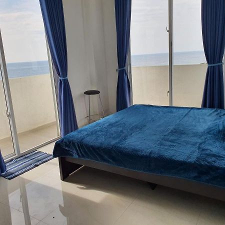 New 2 Bedroom Apartment, 100M Away From The Beach 마운트 라비니아 외부 사진